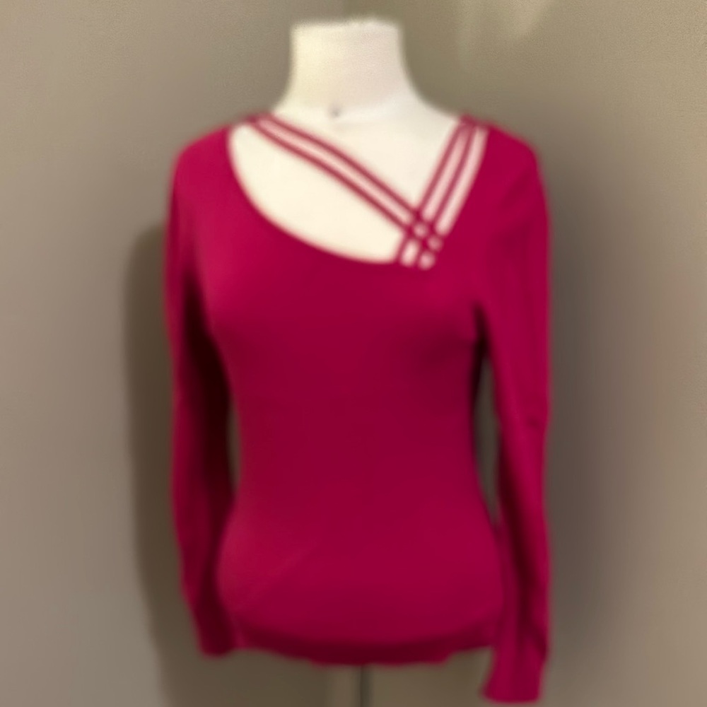 Tailor Asymmetrical VNeck Detail sweater Short Sleeved Pink Size Small